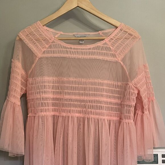 Belle & Sky Top Womens Size Small Sheer Mesh Flare Sleeve‎ Pullover Peach Pink - Picture 2 of 11